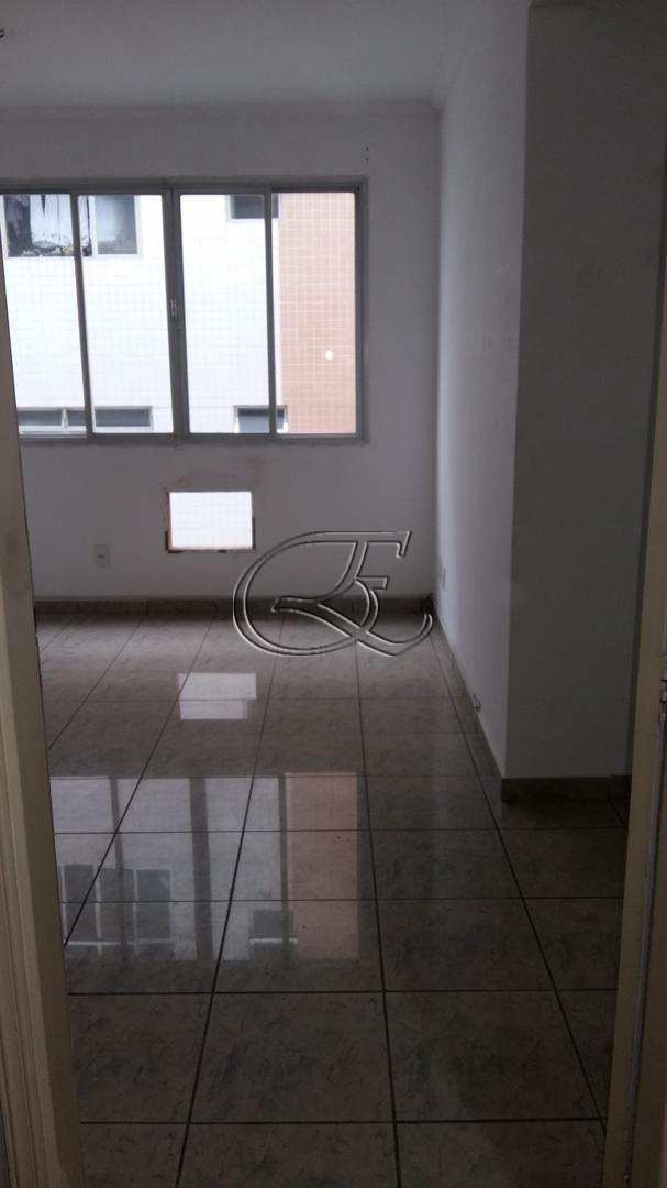 Apartamento à venda com 2 quartos, 74m² - Foto 1