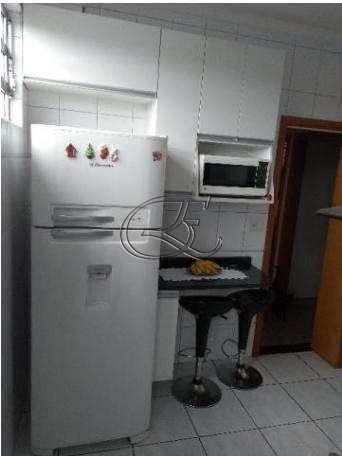 Apartamento à venda com 2 quartos, 60m² - Foto 17