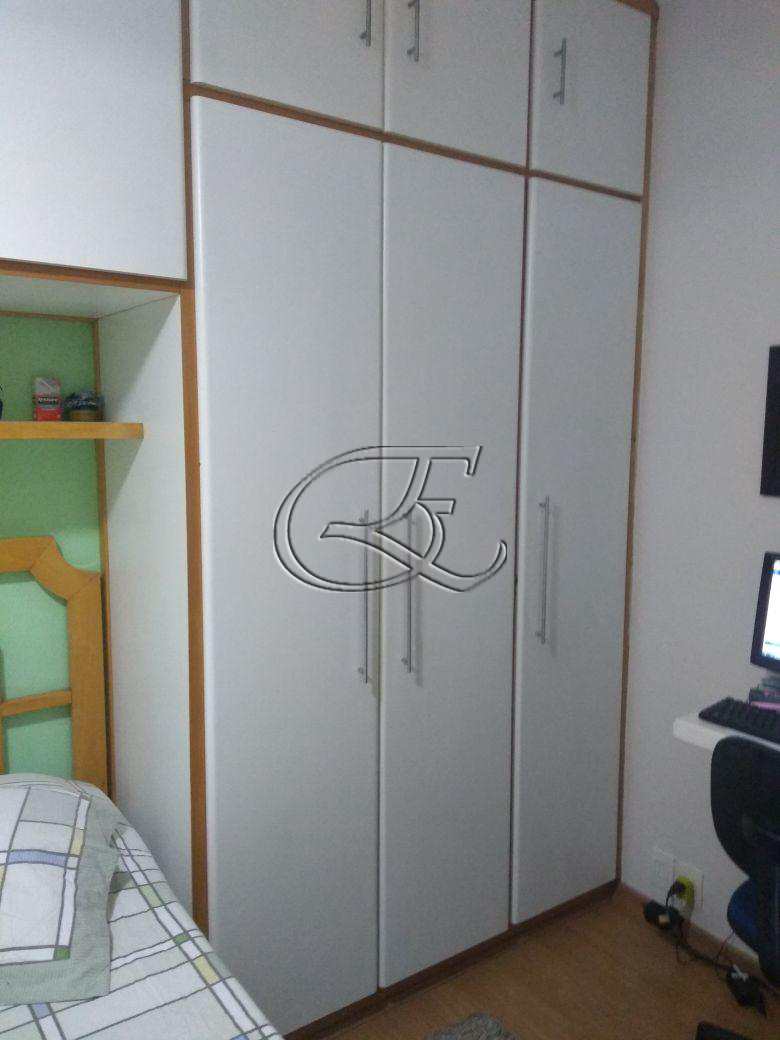 Apartamento à venda com 2 quartos, 84m² - Foto 7