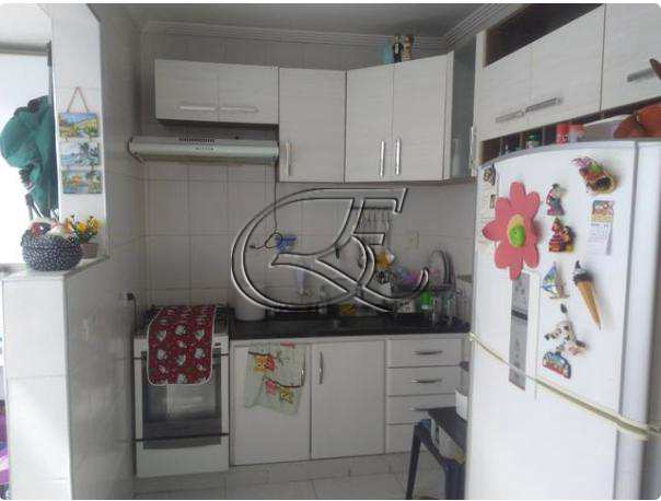 Apartamento à venda com 2 quartos, 70m² - Foto 13