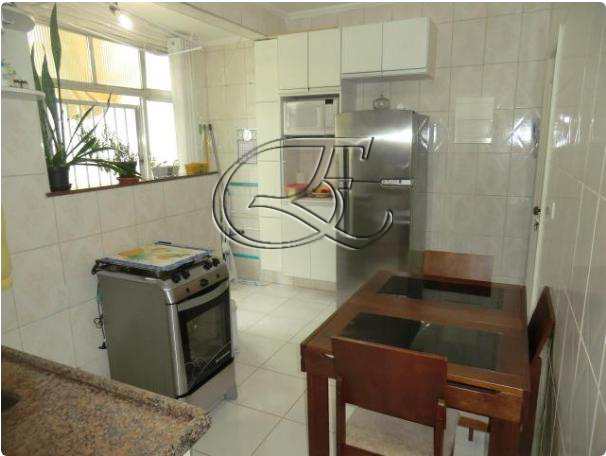 Apartamento à venda com 2 quartos, 75m² - Foto 14