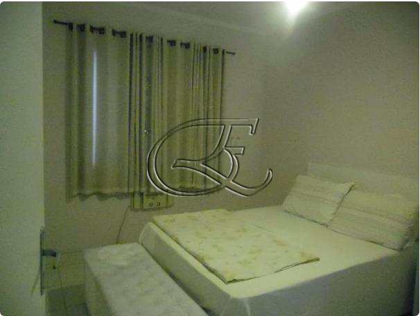 Apartamento à venda com 2 quartos, 73m² - Foto 2