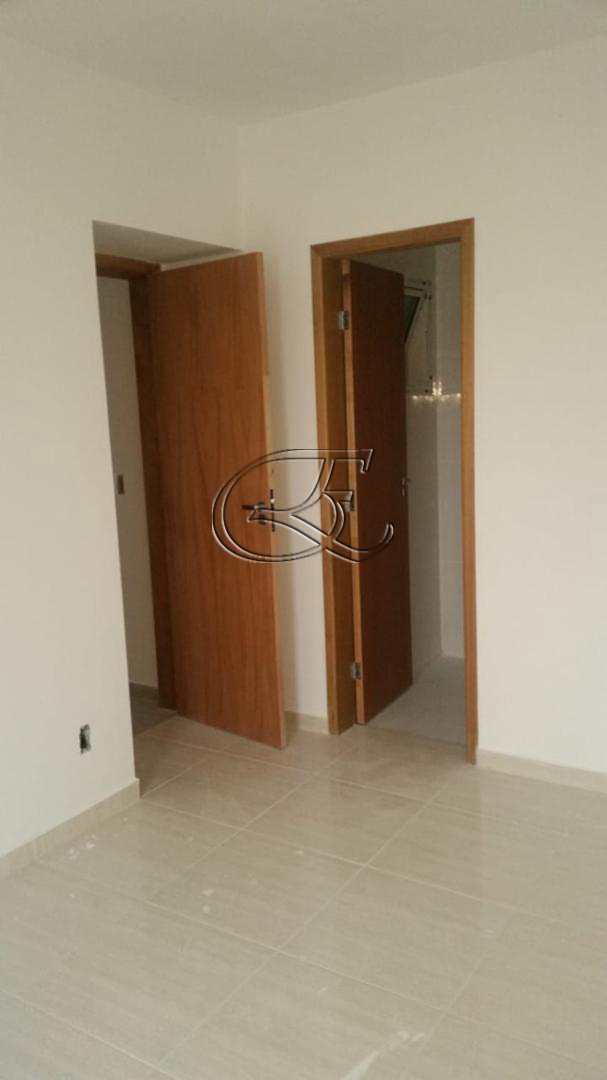 Apartamento à venda com 2 quartos, 70m² - Foto 18