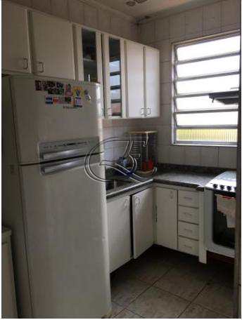 Apartamento à venda com 2 quartos, 75m² - Foto 13