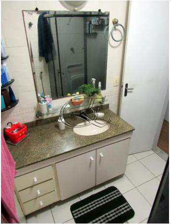 Apartamento à venda com 2 quartos, 80m² - Foto 13