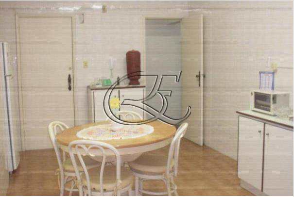 Apartamento para alugar com 2 quartos, 90m² - Foto 7