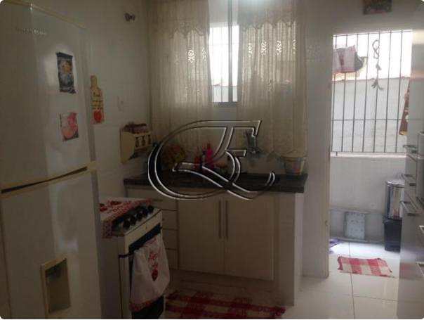 Apartamento à venda com 2 quartos, 75m² - Foto 10