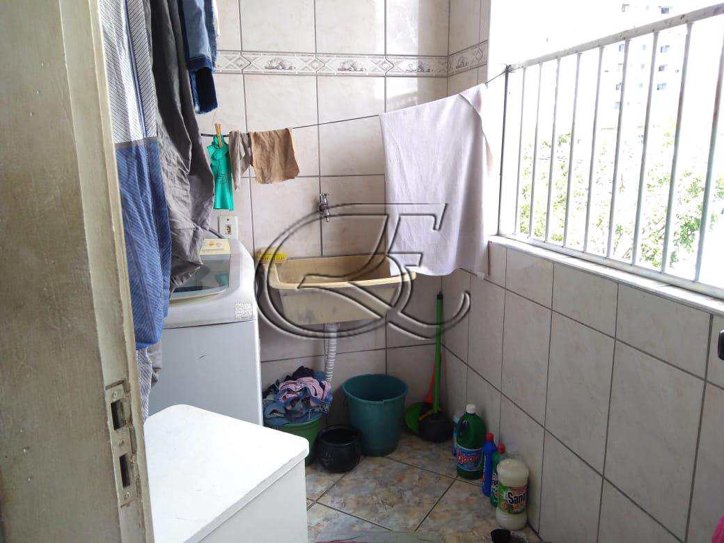 Apartamento à venda com 2 quartos, 75m² - Foto 28