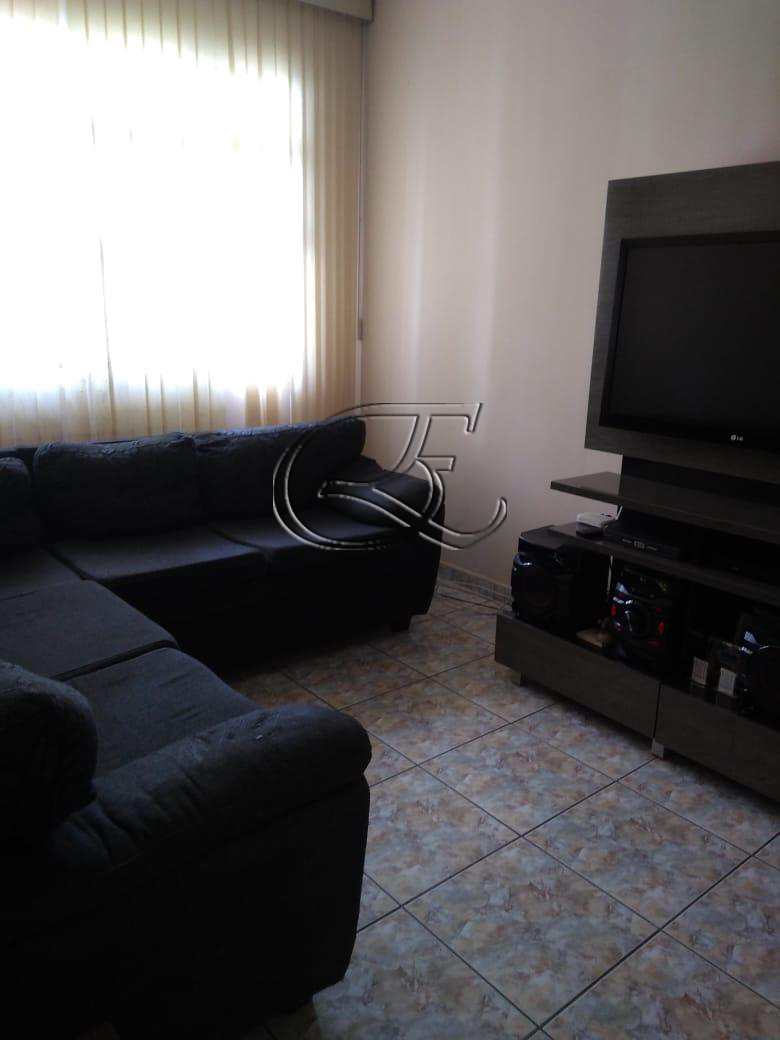 Apartamento à venda com 2 quartos, 75m² - Foto 2