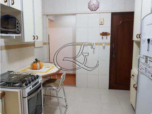 Apartamento à venda com 2 quartos, 81m² - Foto 10