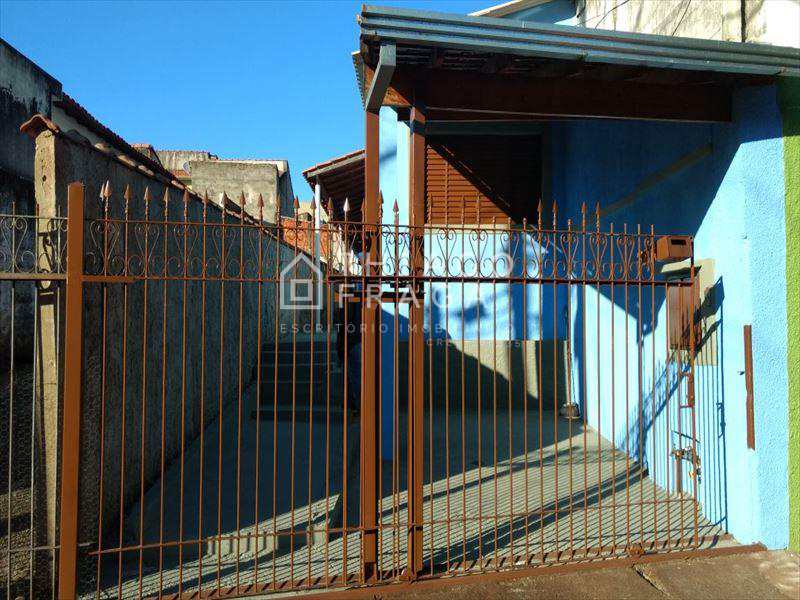 Casa com 3 dorms, Vila Teixeira, Salto - R$ 240 mil, Cod: 331