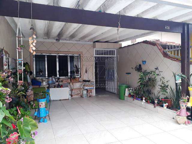 Casa à venda com 3 quartos, 250m² - Foto 1