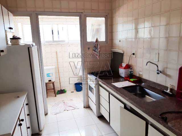 Apartamento à venda com 2 quartos, 66m² - Foto 2