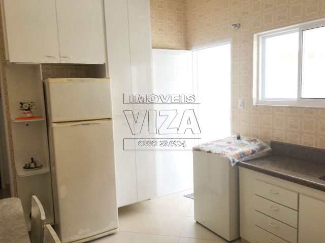 Casa à venda com 2 quartos, 150m² - Foto 17