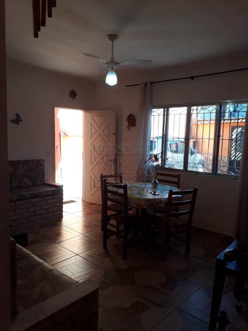 Casa à venda com 2 quartos, 185m² - Foto 9