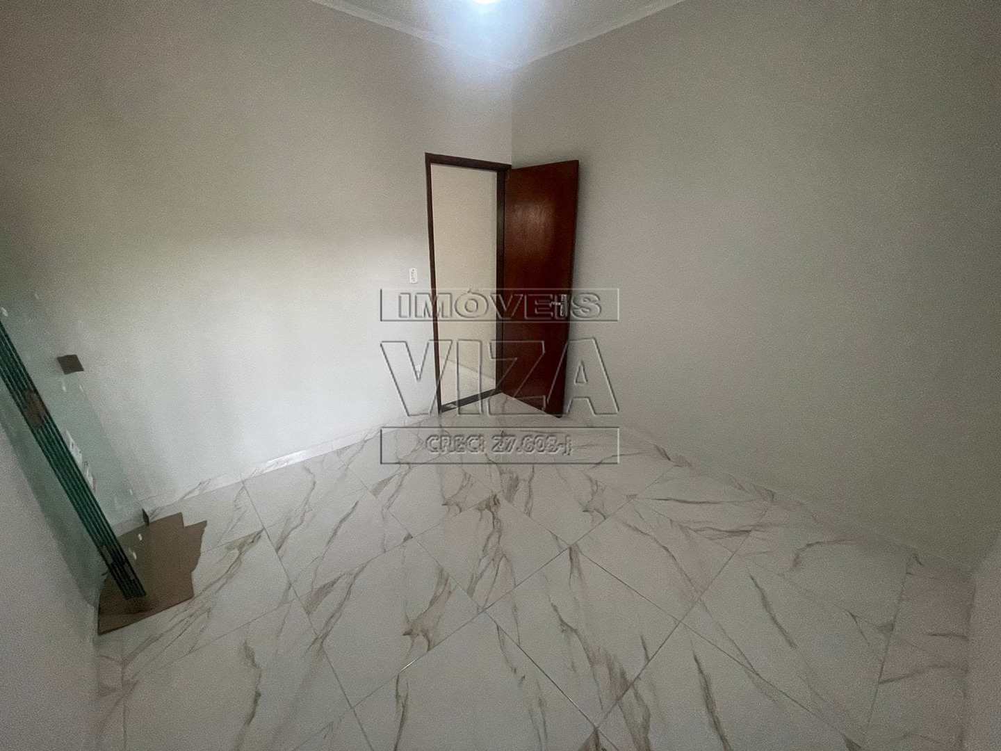 Casa à venda com 2 quartos, 150m² - Foto 3