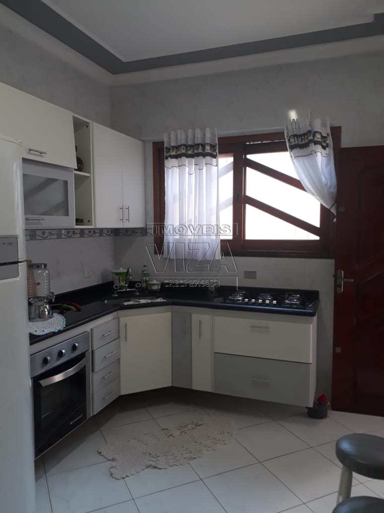 Casa à venda com 3 quartos, 300m² - Foto 17