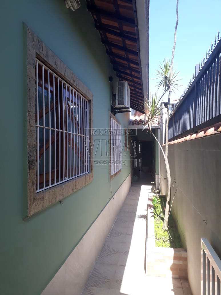 Casa à venda com 3 quartos, 300m² - Foto 49