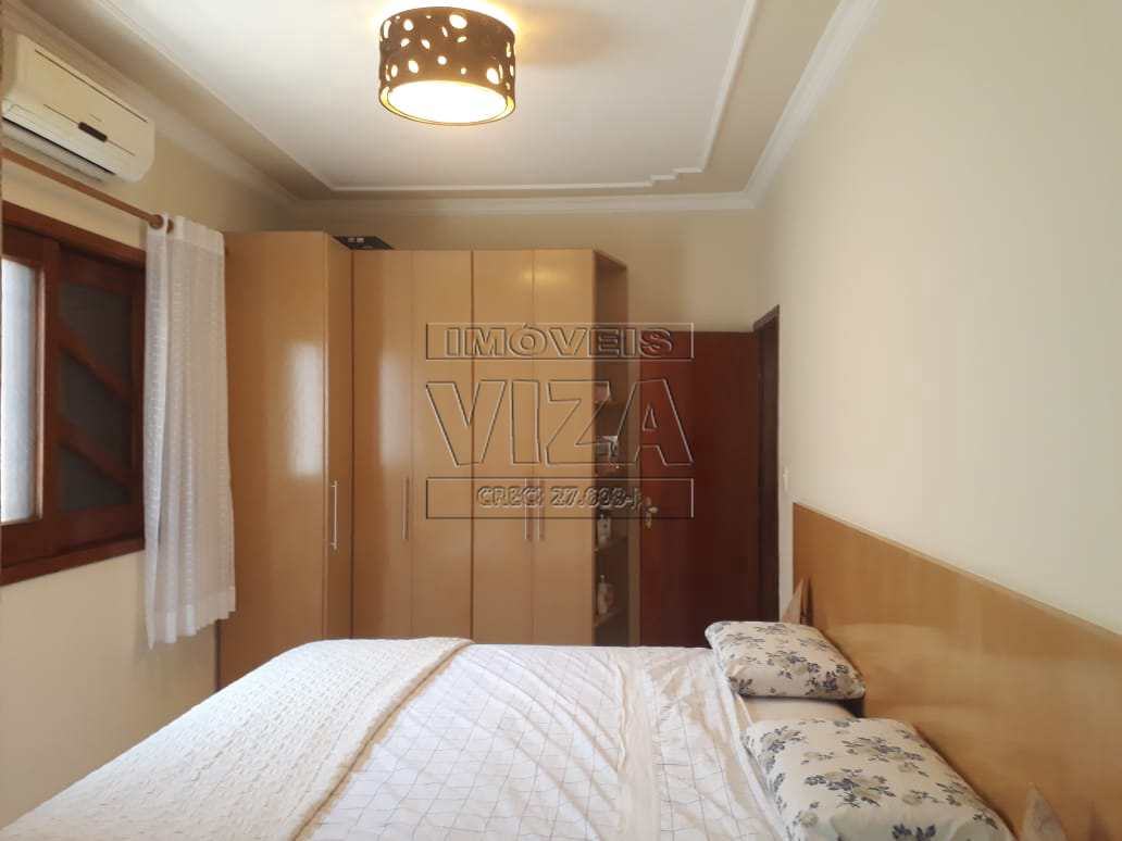 Casa à venda com 3 quartos, 300m² - Foto 32