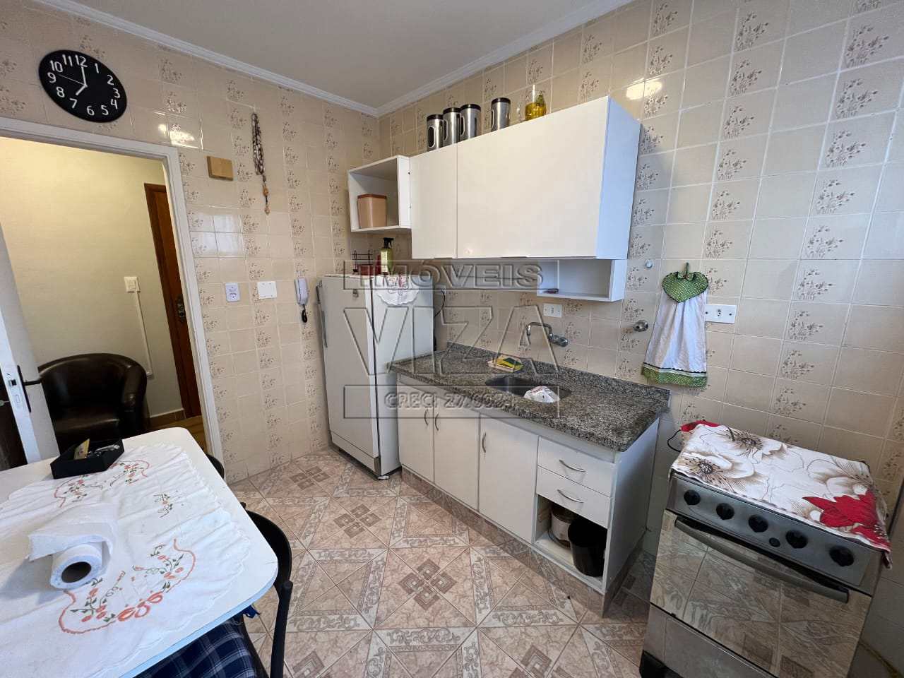 Apartamento à venda com 1 quarto, 45m² - Foto 9