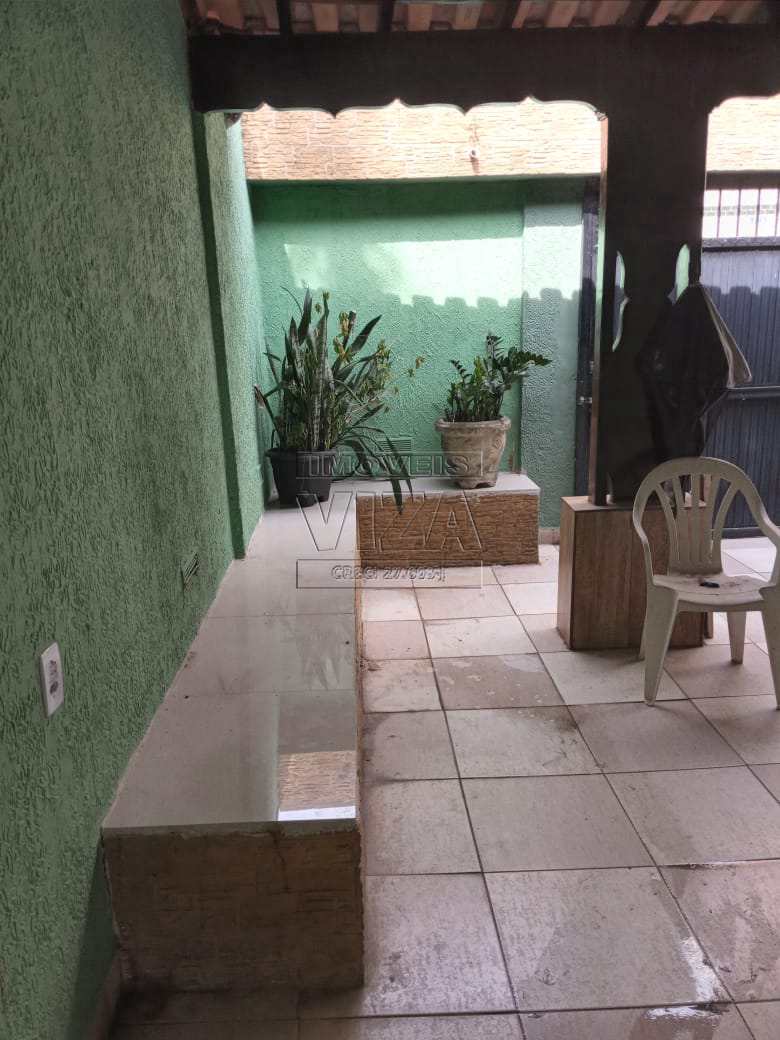 Casa à venda com 4 quartos, 300m² - Foto 4