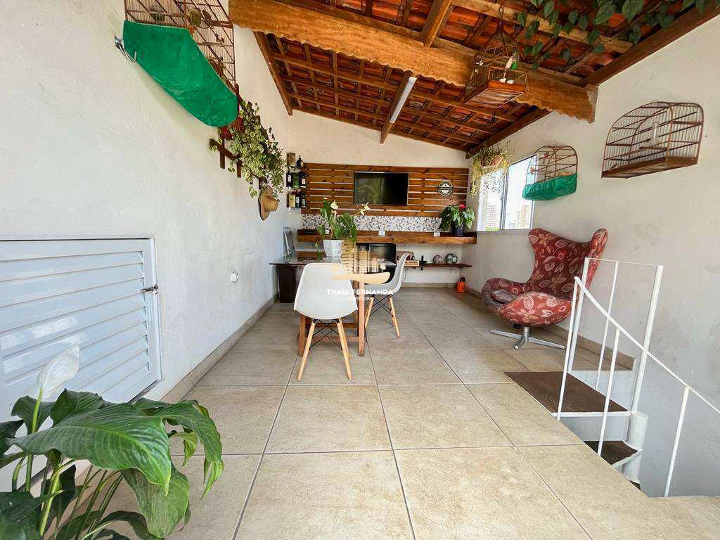 Casa à venda com 3 quartos, 105m² - Foto 3