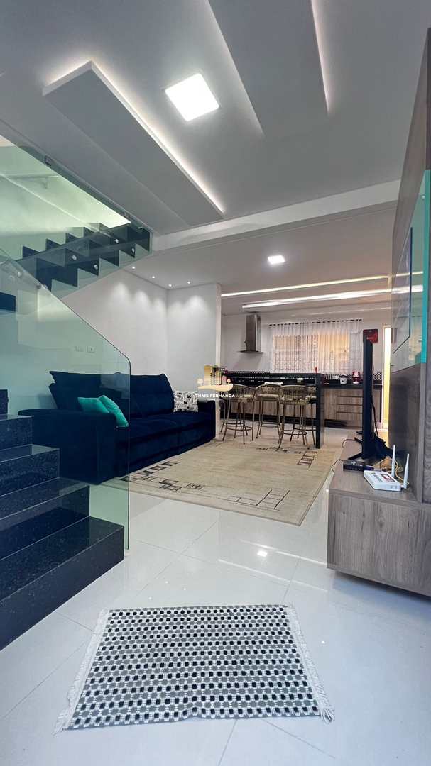 Sobrado à venda com 3 quartos, 84m² - Foto 1