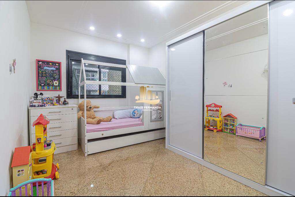 Apartamento à venda com 4 quartos, 250m² - Foto 31