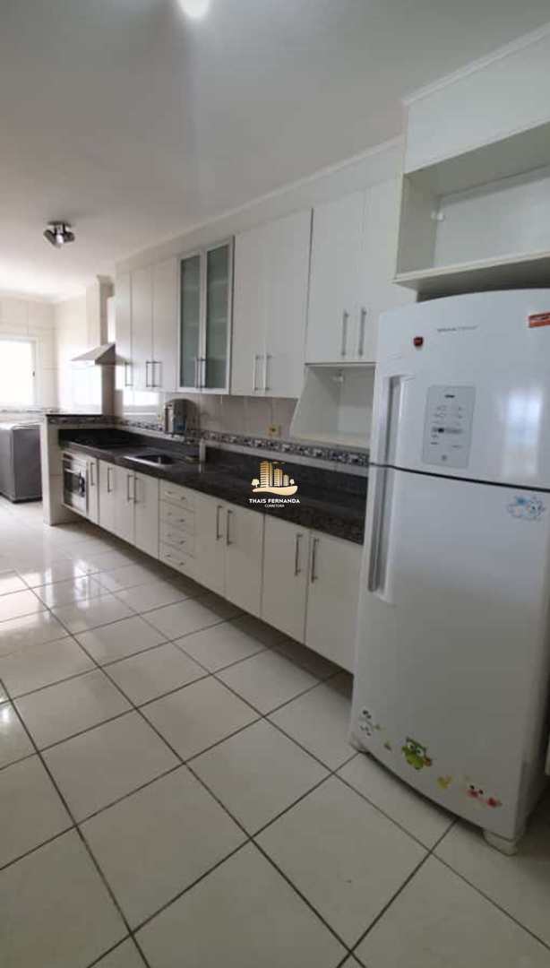 Apartamento à venda com 3 quartos, 130m² - Foto 11