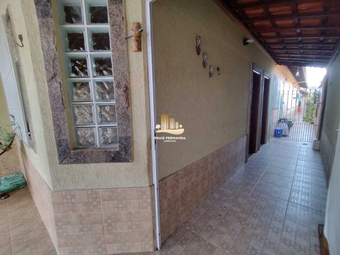 Casa à venda com 3 quartos, 174m² - Foto 2