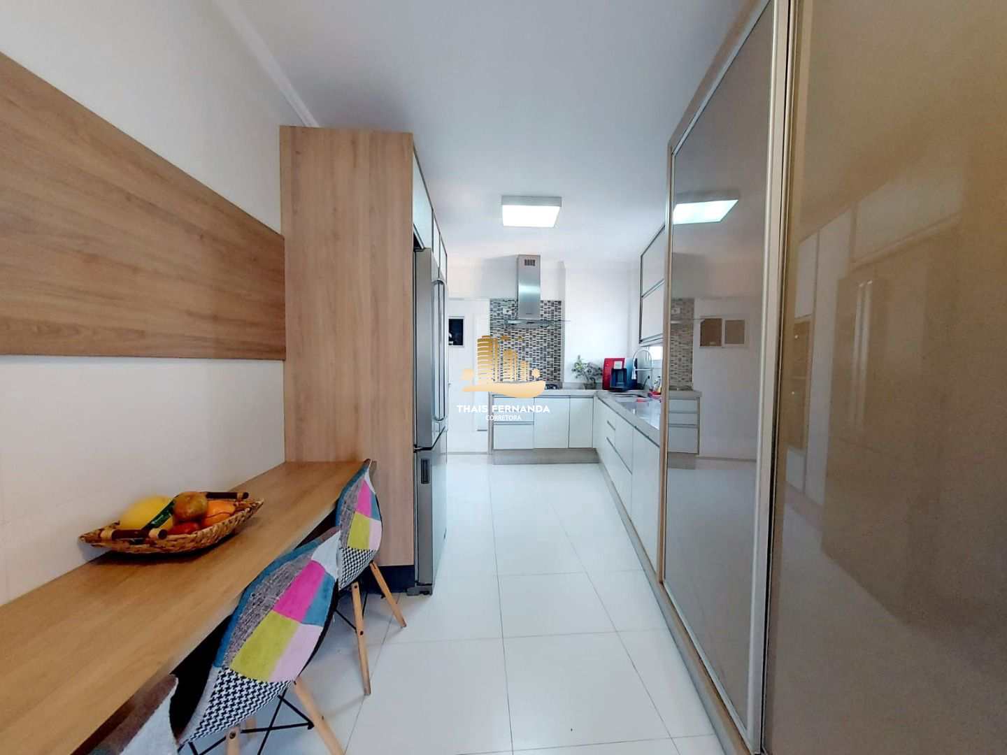 Apartamento à venda com 4 quartos, 213m² - Foto 18