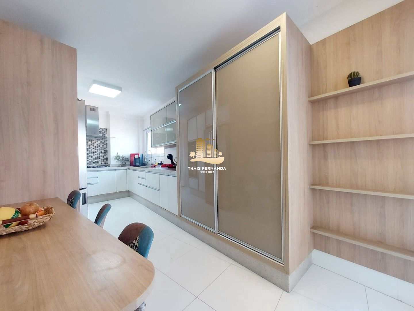 Apartamento à venda com 4 quartos, 213m² - Foto 19