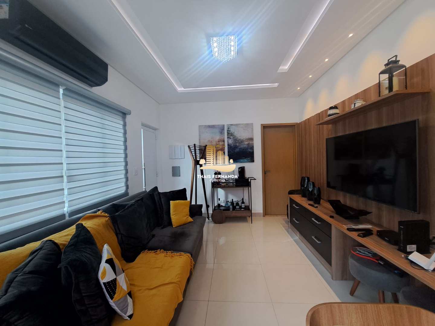 Casa à venda com 2 quartos, 85m² - Foto 2