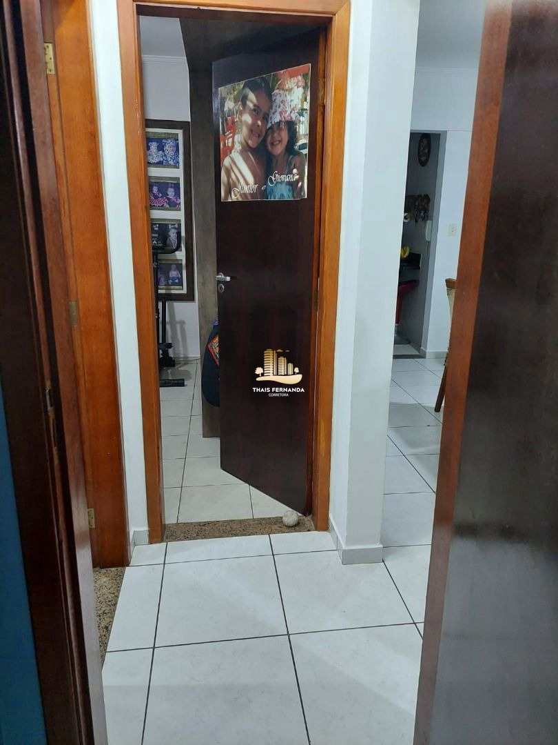 Apartamento à venda com 2 quartos, 80m² - Foto 18