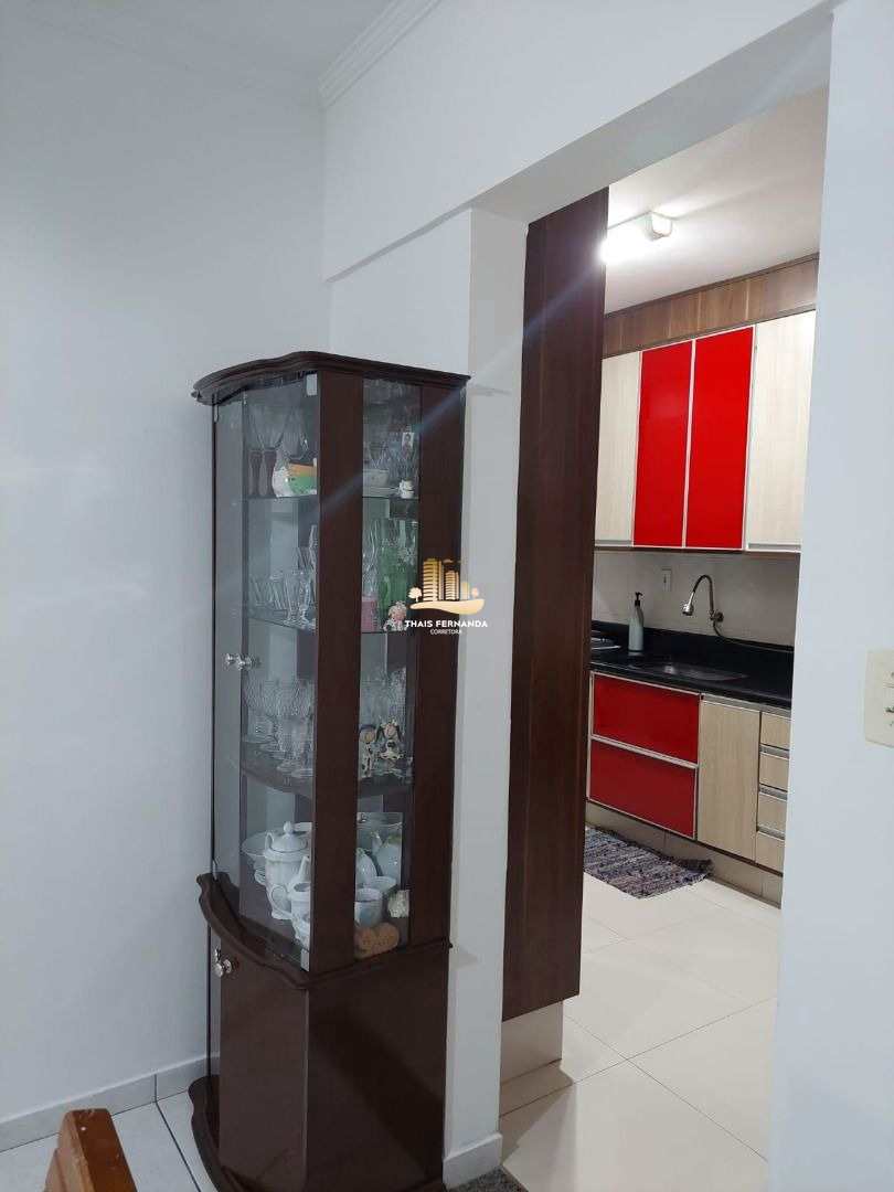 Apartamento à venda com 2 quartos, 80m² - Foto 23