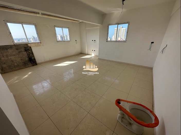 Apartamento à venda com 2 quartos, 67m² - Foto 11