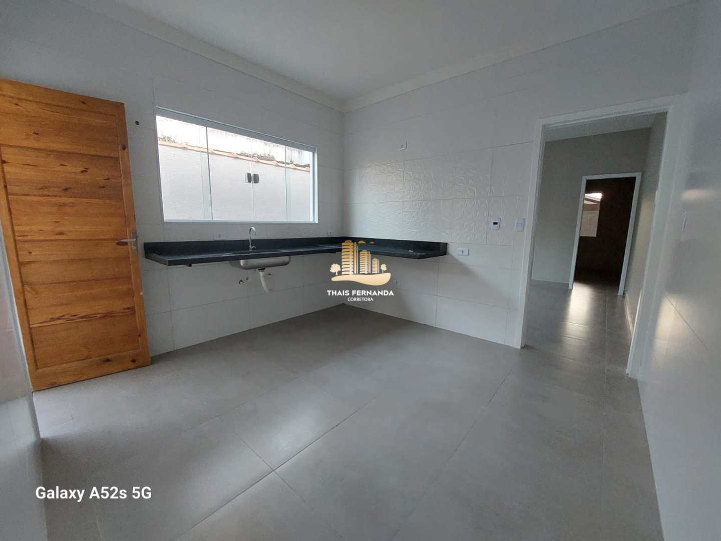 Casa à venda com 2 quartos, 125m² - Foto 9