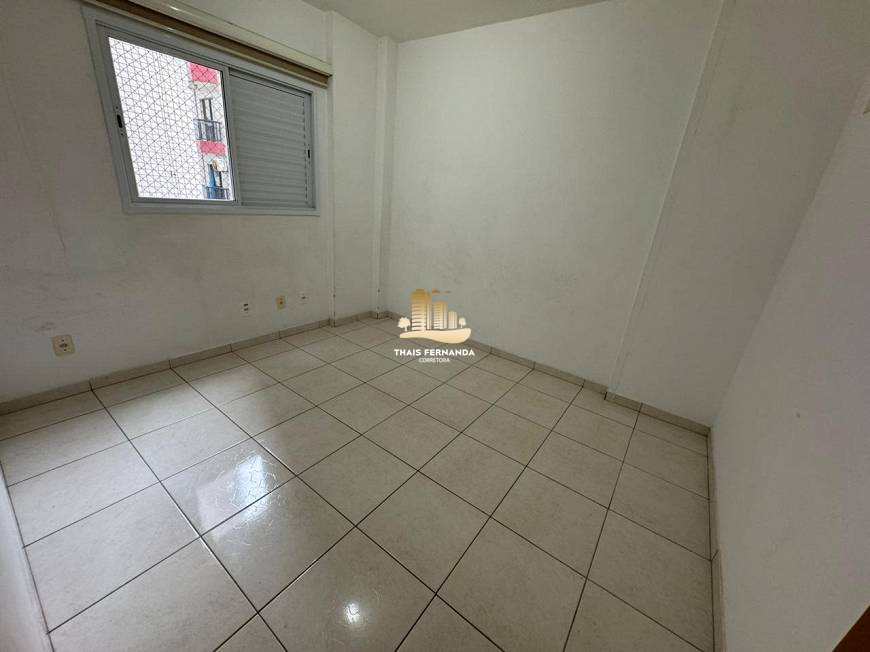 Apartamento à venda com 2 quartos, 80m² - Foto 19