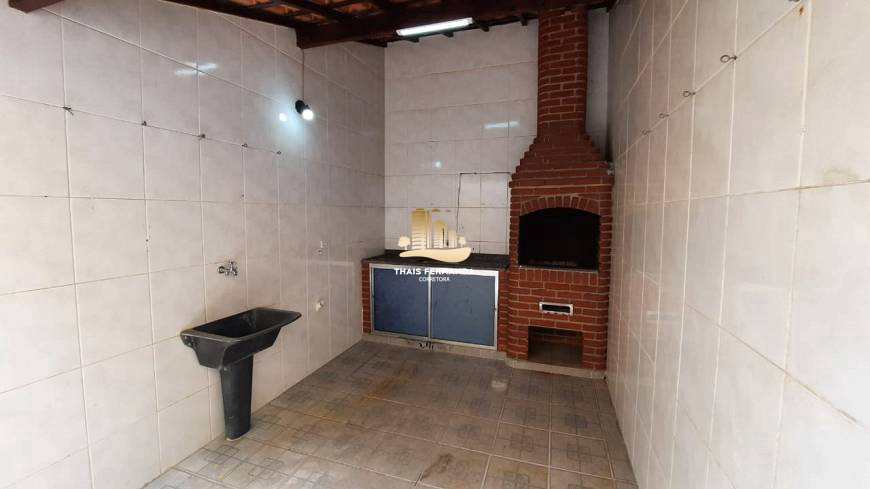 Casa à venda com 2 quartos, 150m² - Foto 16