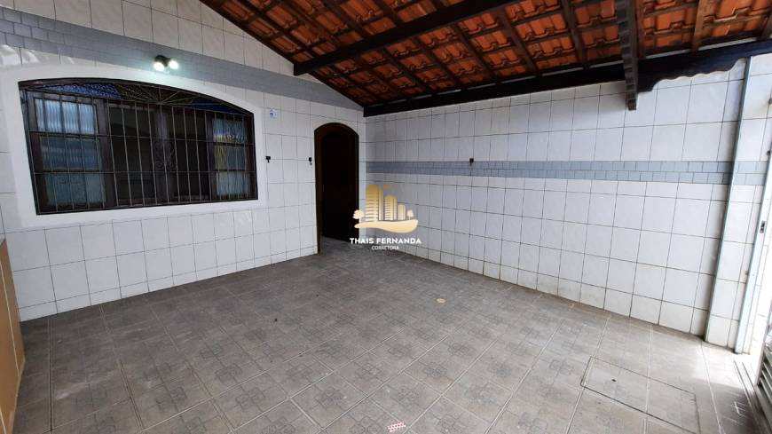 Casa à venda com 2 quartos, 150m² - Foto 2