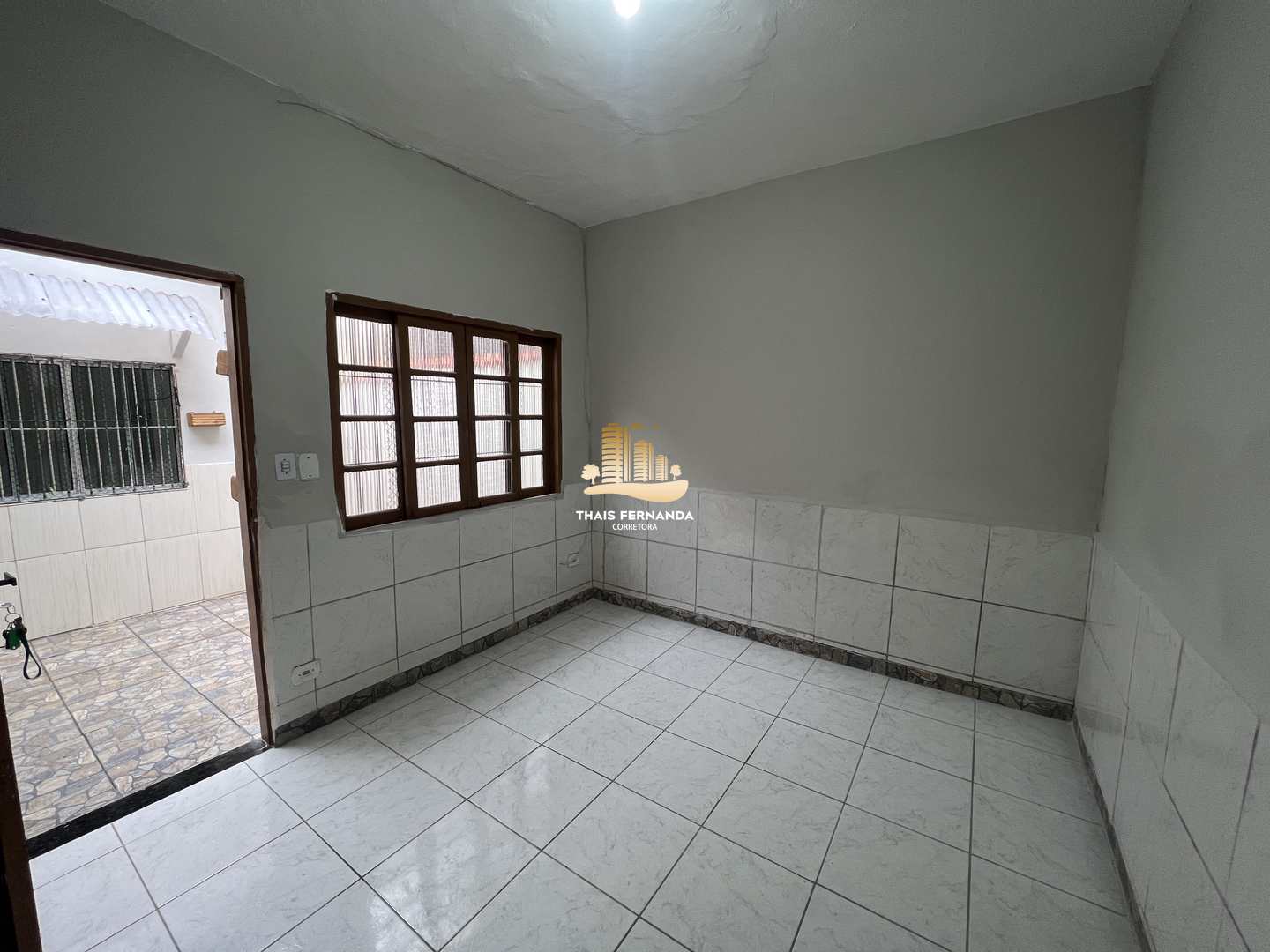 Casa à venda com 2 quartos, 70m² - Foto 15