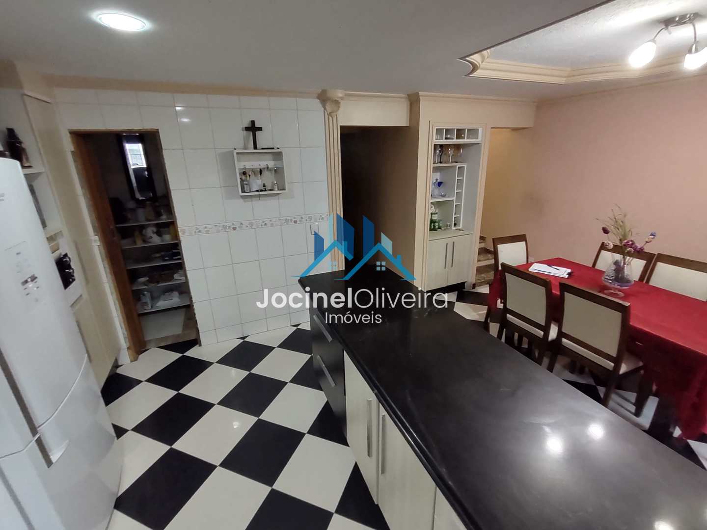 Sobrado à venda com 5 quartos, 290m² - Foto 18