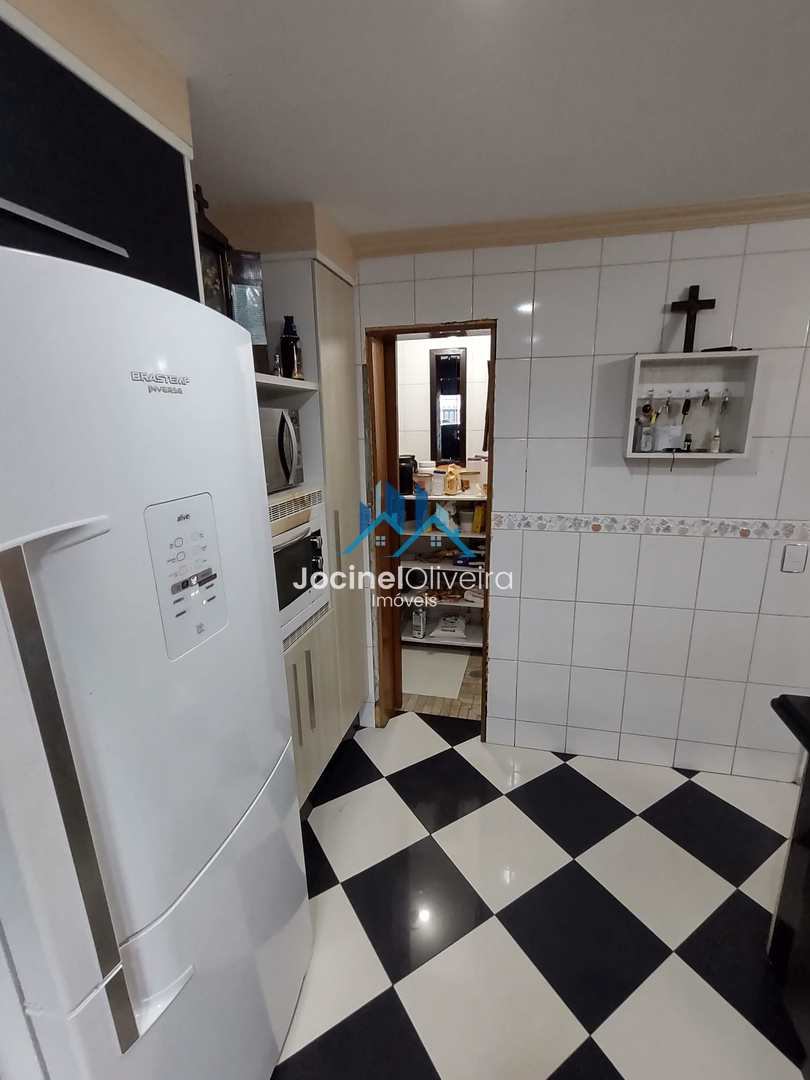 Sobrado à venda com 5 quartos, 290m² - Foto 19