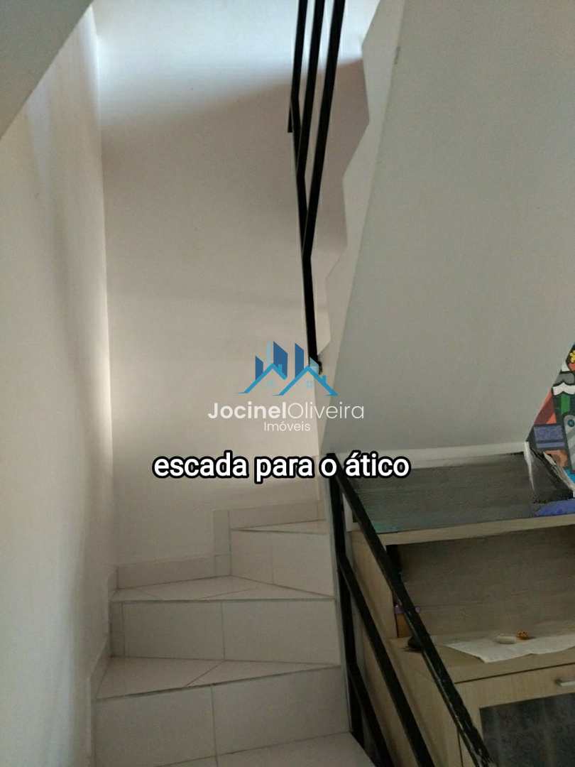 Casa à venda com 3 quartos, 90m² - Foto 10