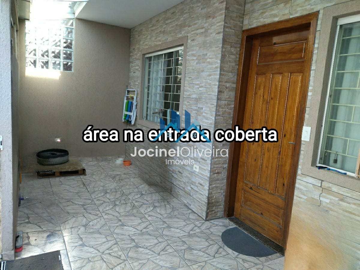 Casa à venda com 3 quartos, 90m² - Foto 2