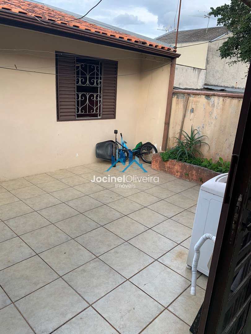 Casa à venda com 3 quartos, 180m² - Foto 17