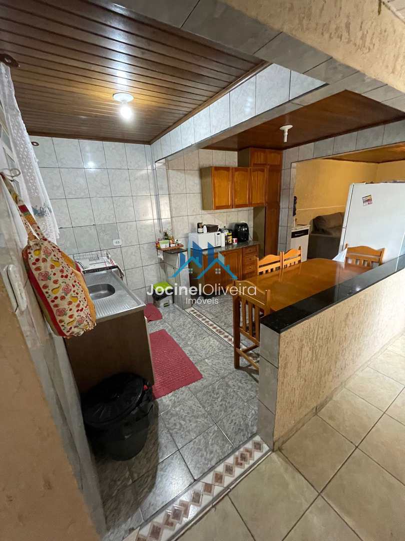 Casa à venda com 3 quartos, 180m² - Foto 5