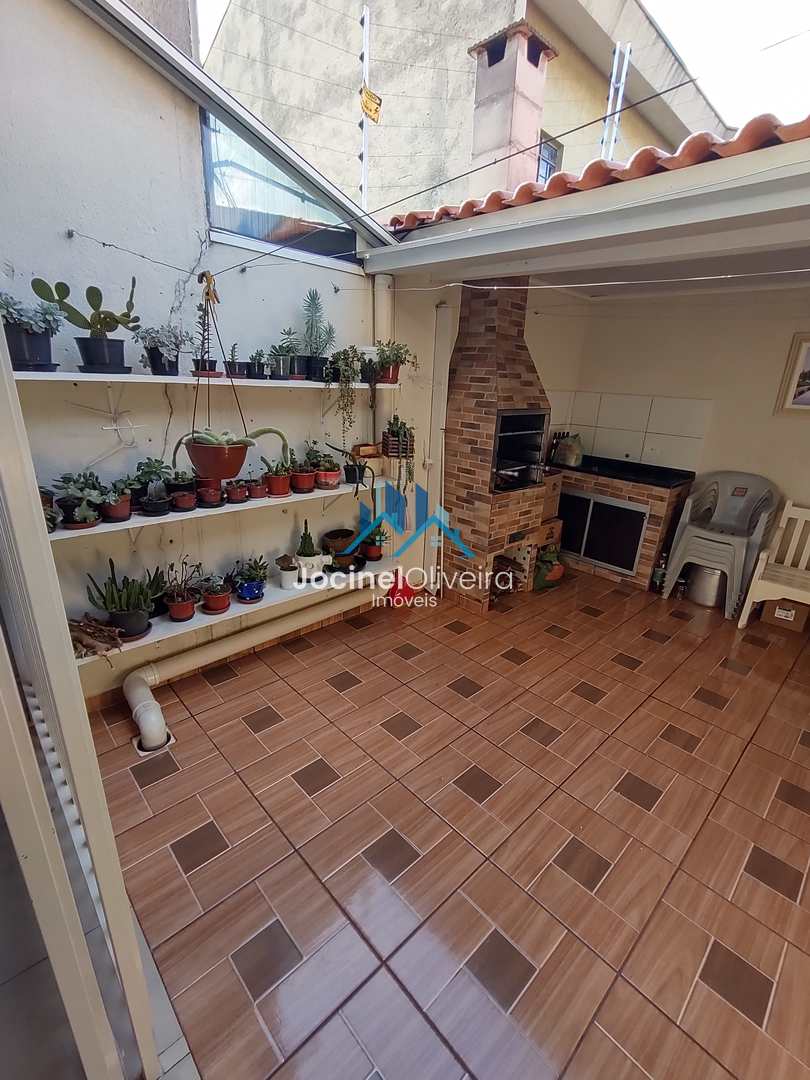 Sobrado à venda com 3 quartos, 150m² - Foto 15