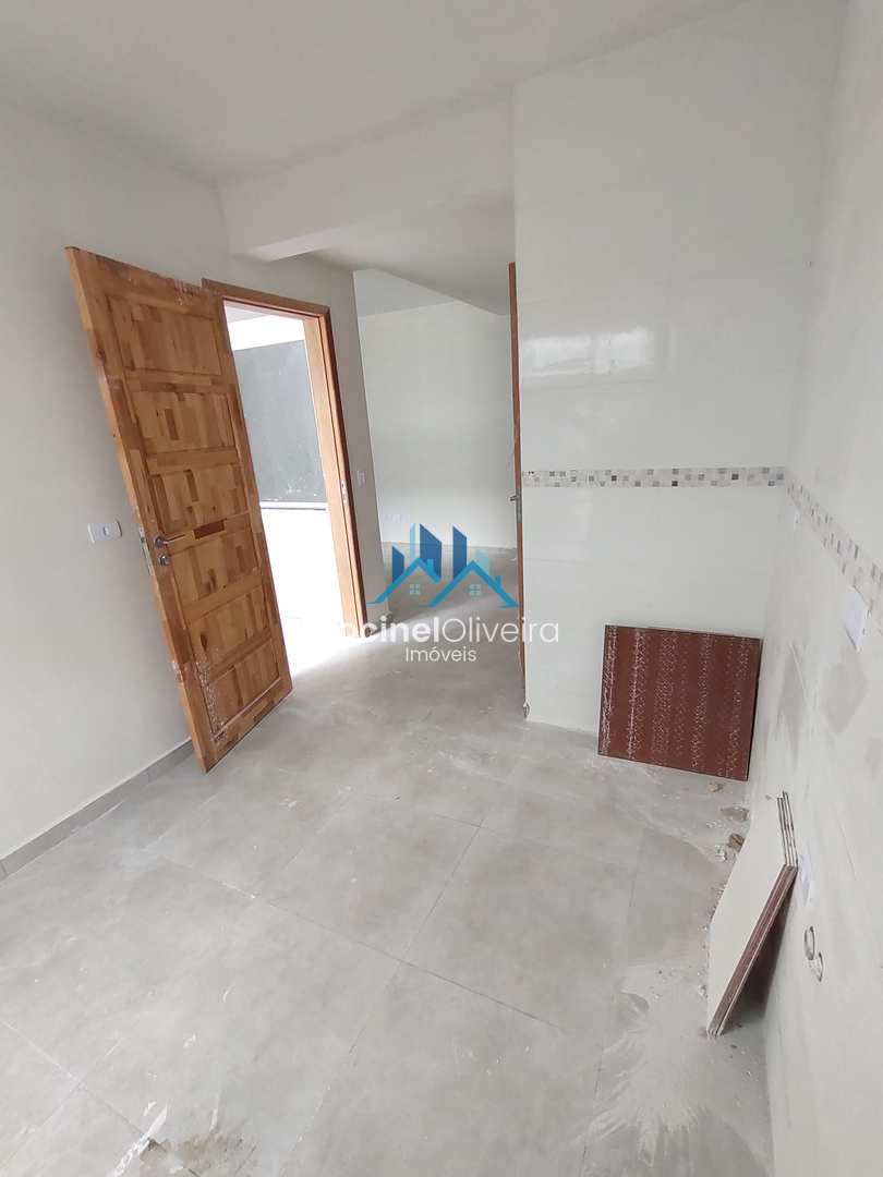 Sobrado à venda com 2 quartos, 52m² - Foto 4