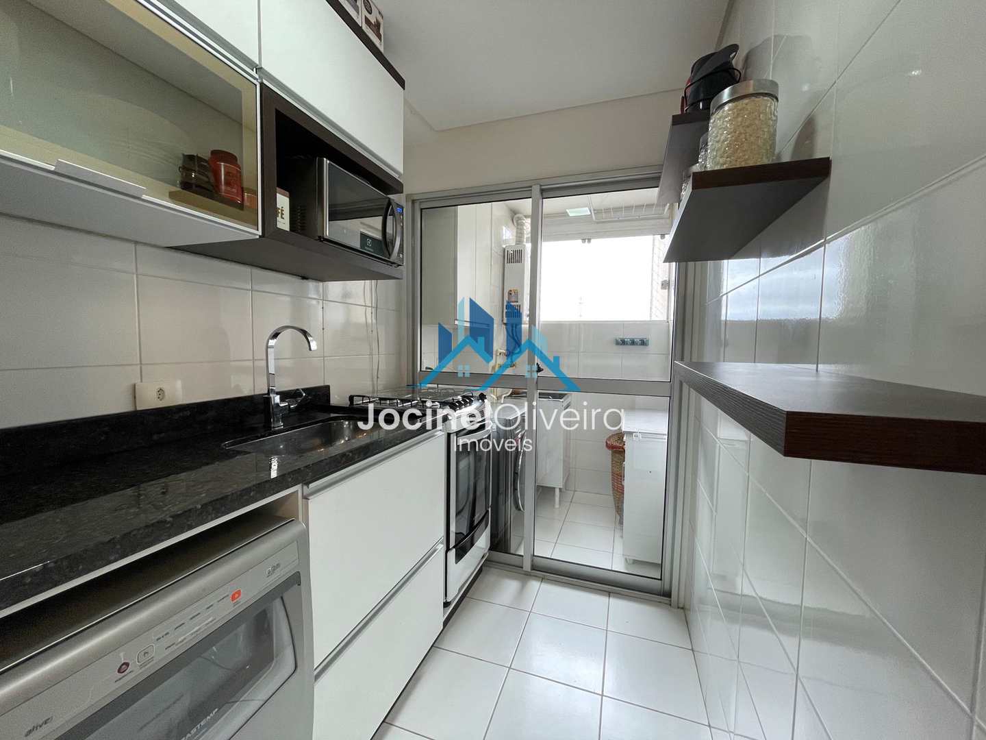 Apartamento à venda com 3 quartos, 68m² - Foto 17